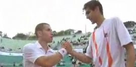 Stretta di mano tra Cipolla e Cilic