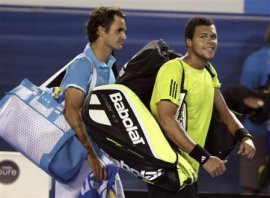 Federer vincitore su Tsonga in tre set