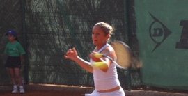 Anna Floris impegnata a Cali