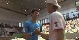 Stretta di mano tra Seppi e Djokovic