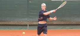 Andreas Seppi gioca con il CaprI Sport Accademy - Un Grazie a Giulio