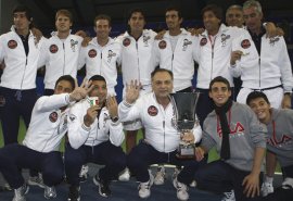 La squadra del Capri al completo - Foto Costantini
