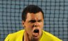 Australian Open: Davydenko e Tsonga si aggiudicano i match maratona. Ok Djokovic. Eliminata Caroline Wozniacki (VIDEO)