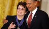 Billie Jean King premiata dal presidente Barack Obama